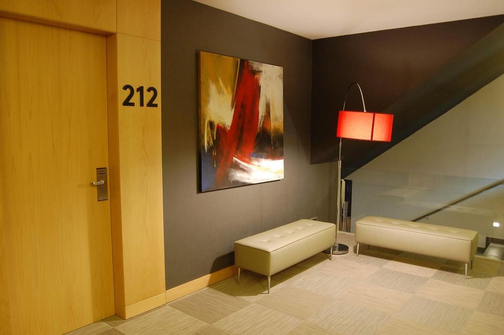Hotel Urpi Sabadell Exterior photo